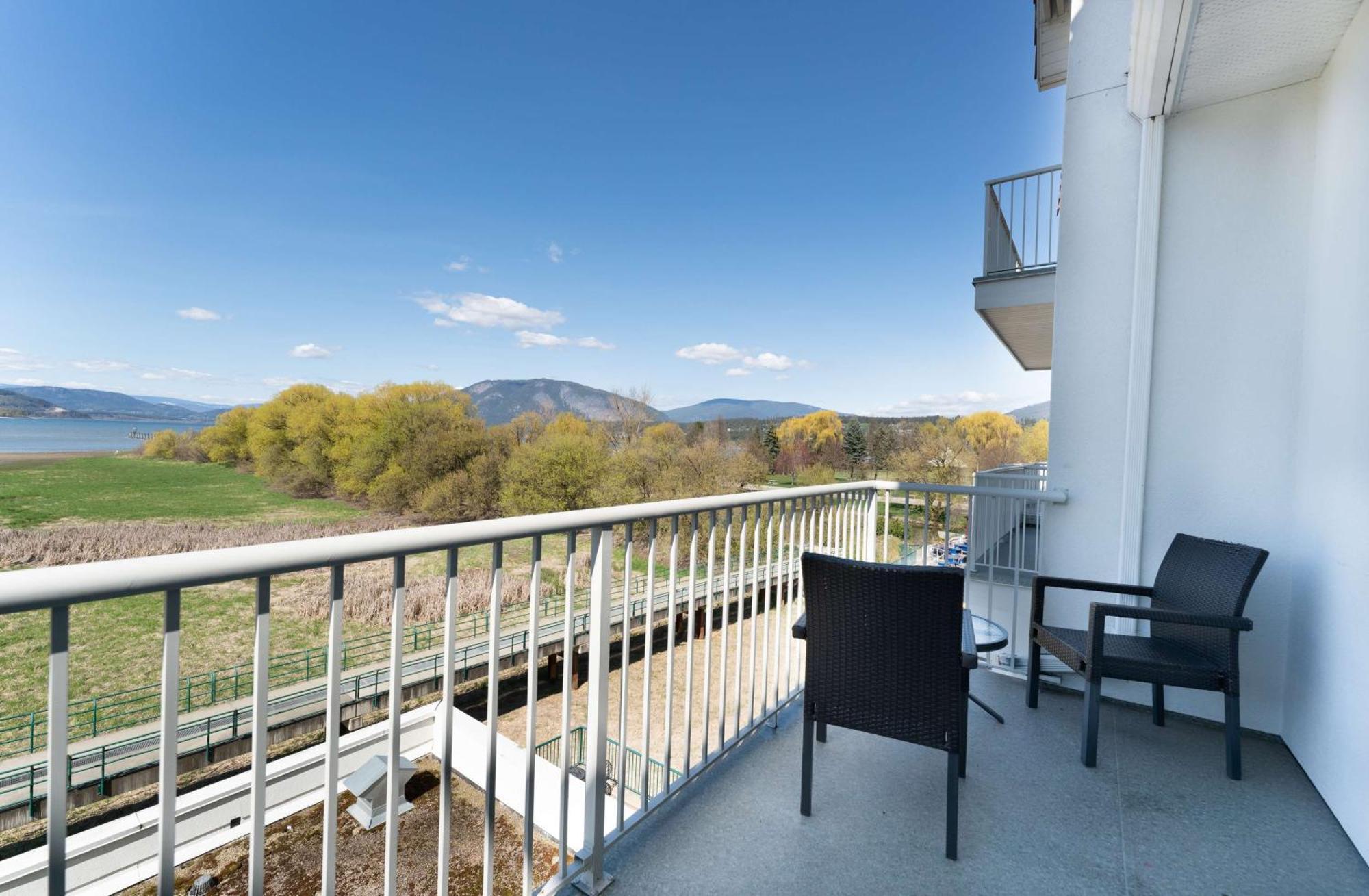 Prestige Harbourfront Resort, Worldhotels Luxury Salmon Arm Eksteriør bilde