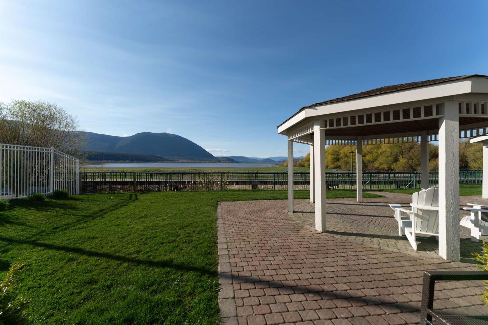Prestige Harbourfront Resort, Worldhotels Luxury Salmon Arm Eksteriør bilde